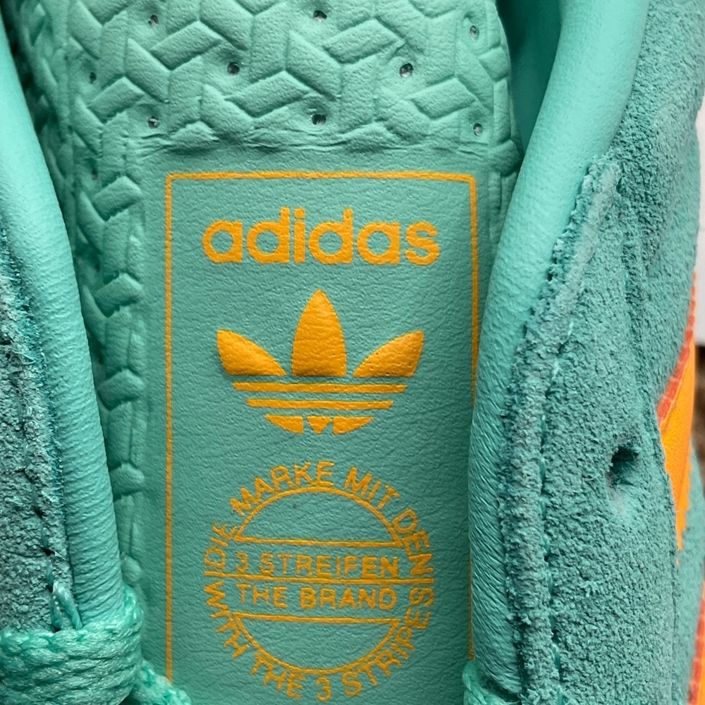 Adidas Women's NEW with Box Aqua and Orange Gazelle Athletic Shoes, Size 8 - Picture 3 of 7